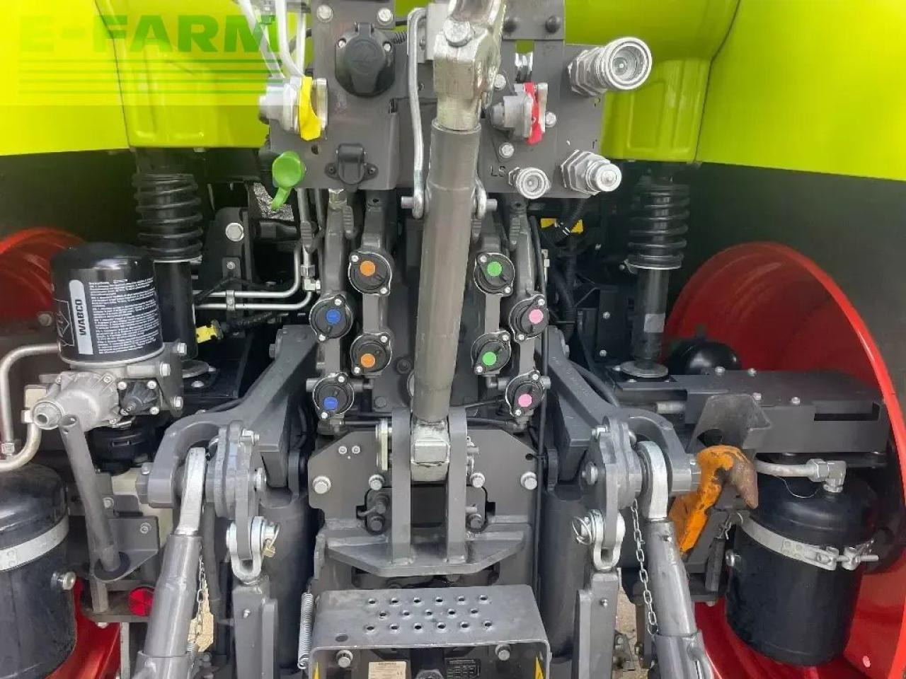 Tracteur agricole CLAAS arion 550 cmatic CMATIC