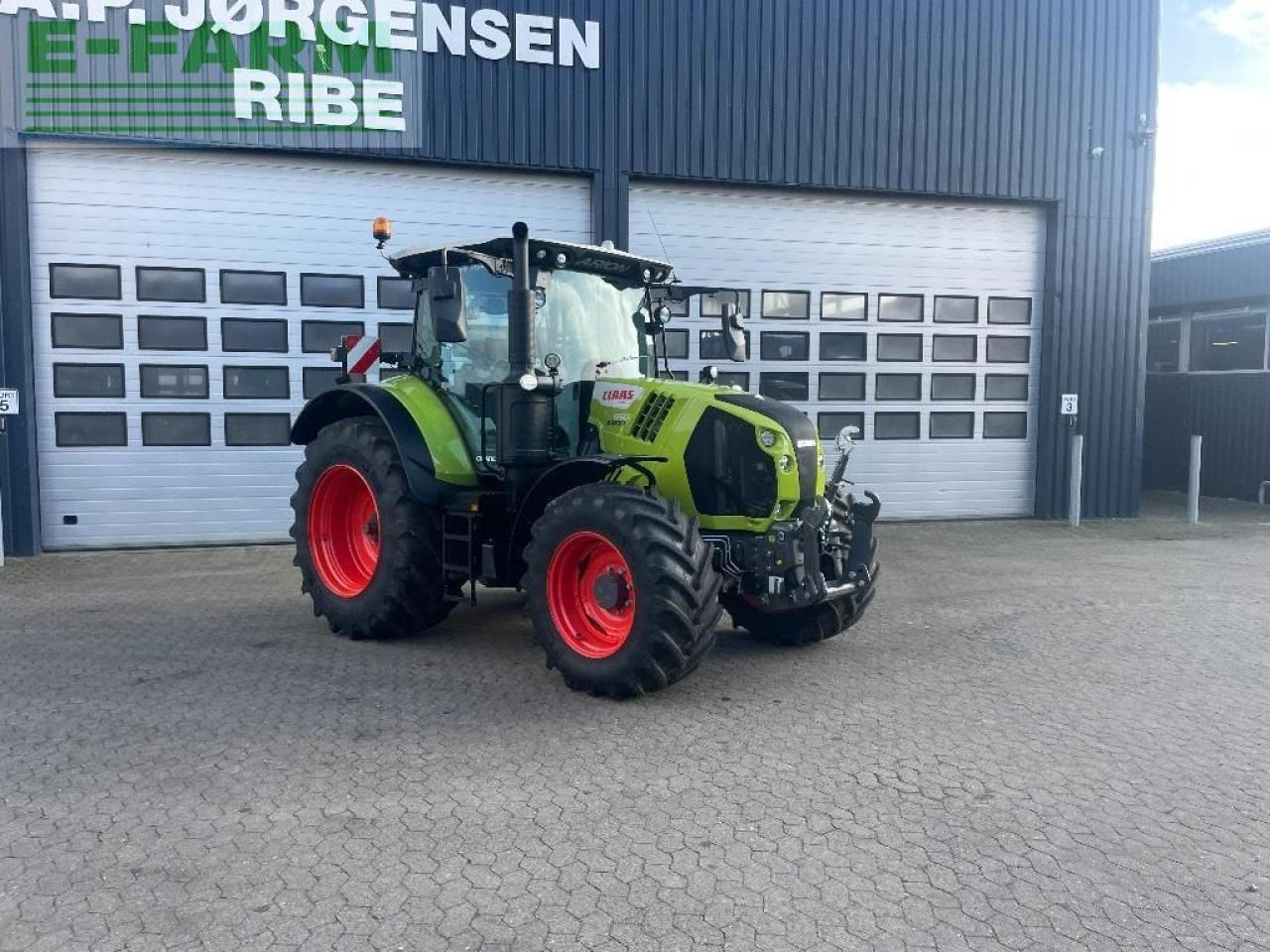 Tracteur agricole CLAAS arion 550 cmatic CMATIC