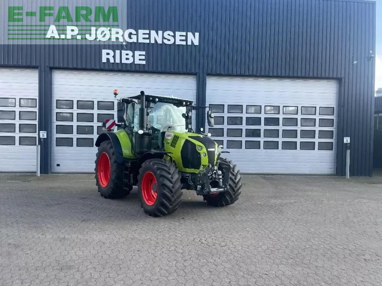 Tracteur agricole CLAAS arion 550 cmatic CMATIC