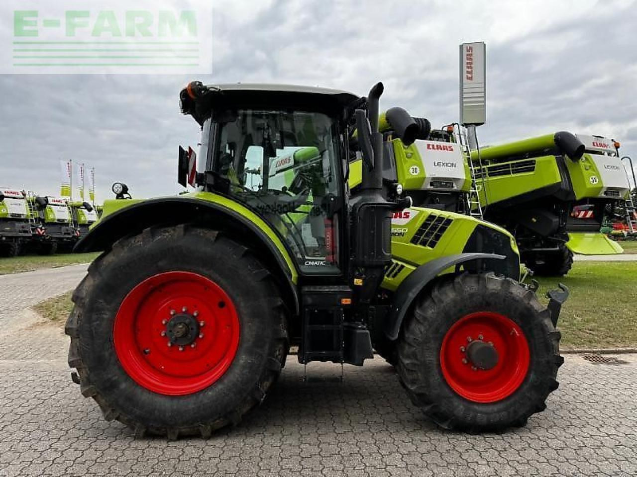 Tracteur agricole CLAAS arion 550 cmatic CMATIC