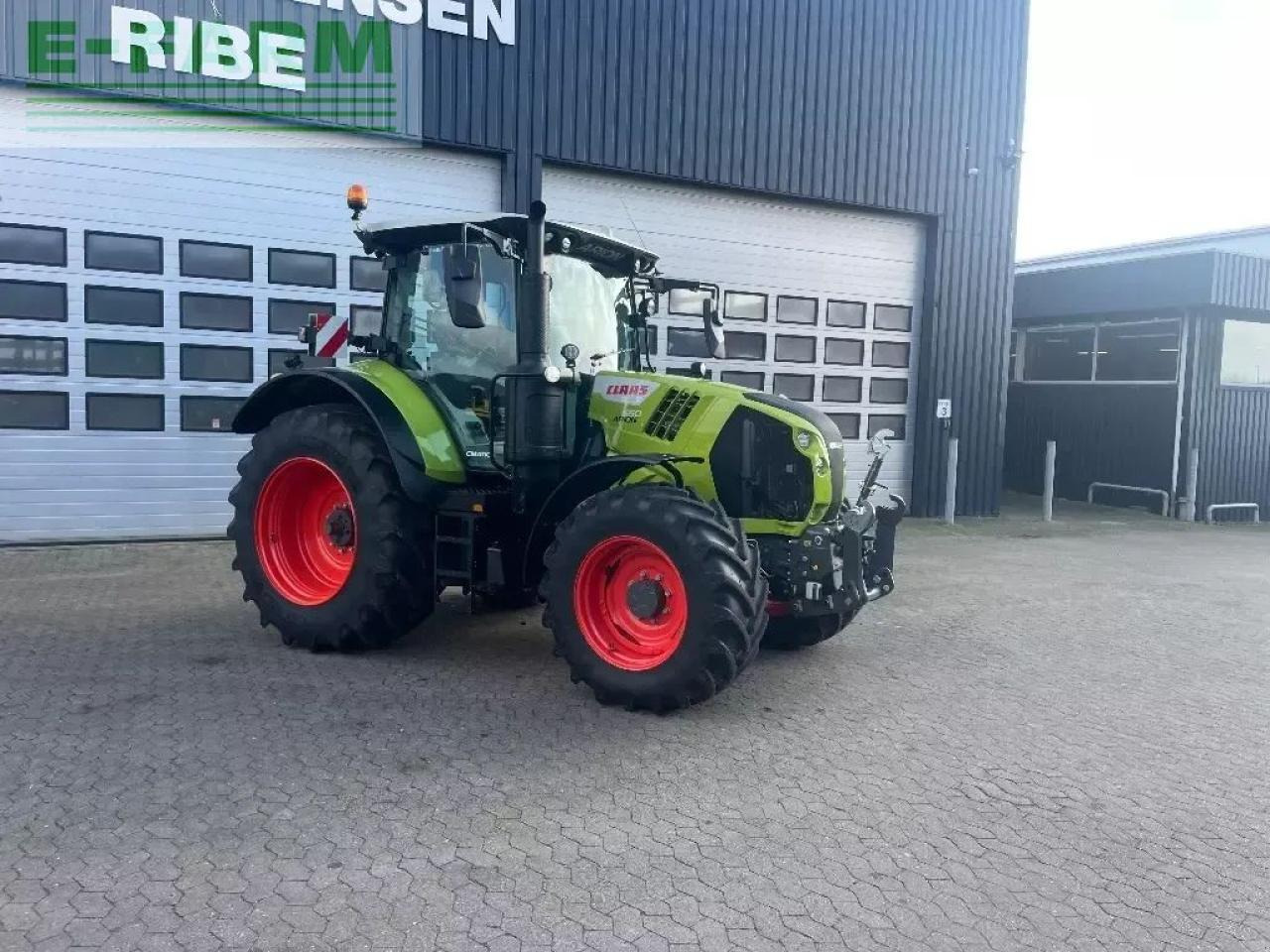 Tracteur agricole CLAAS arion 550 cmatic CMATIC