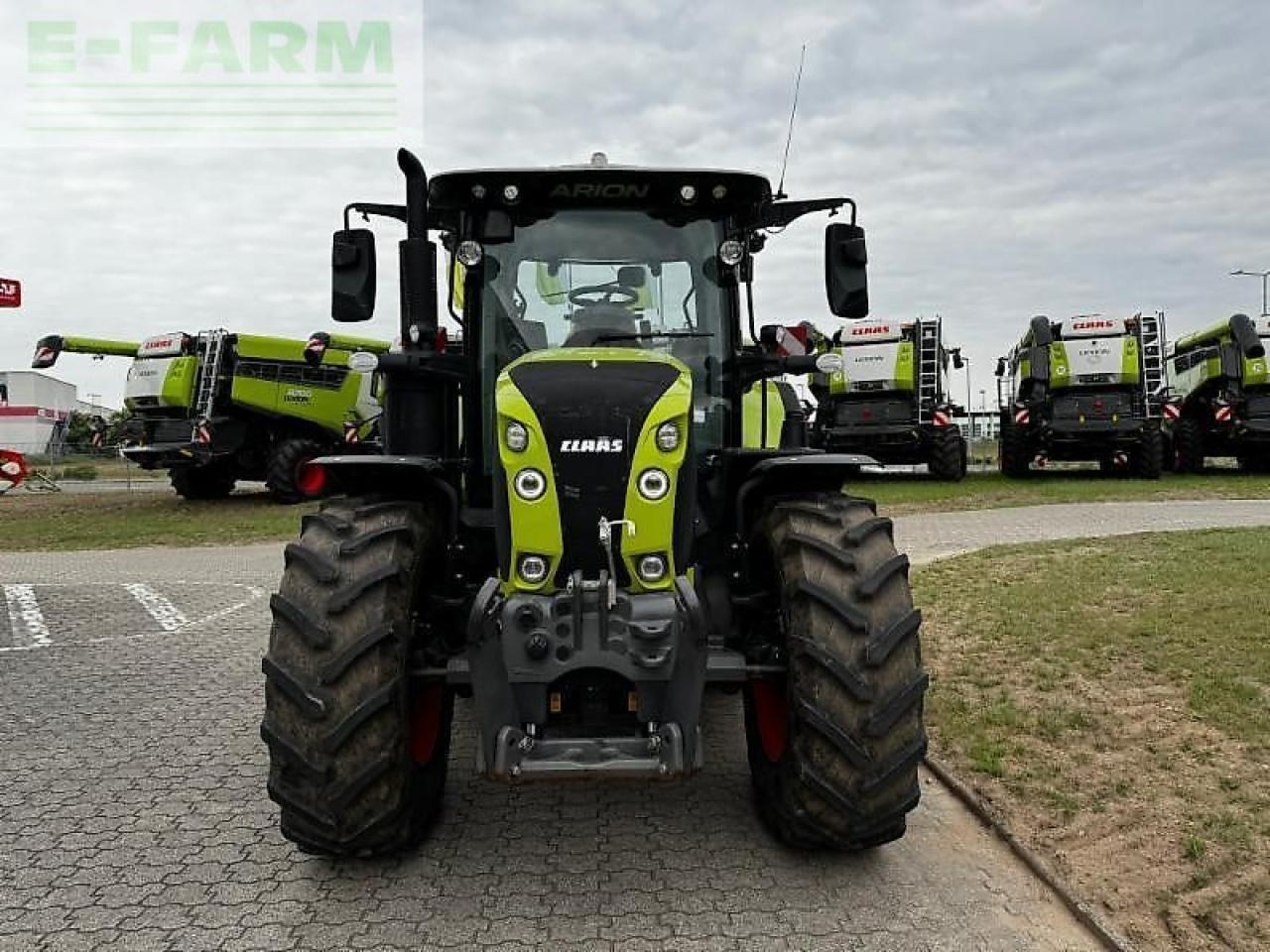 Tracteur agricole CLAAS arion 550 cmatic CMATIC