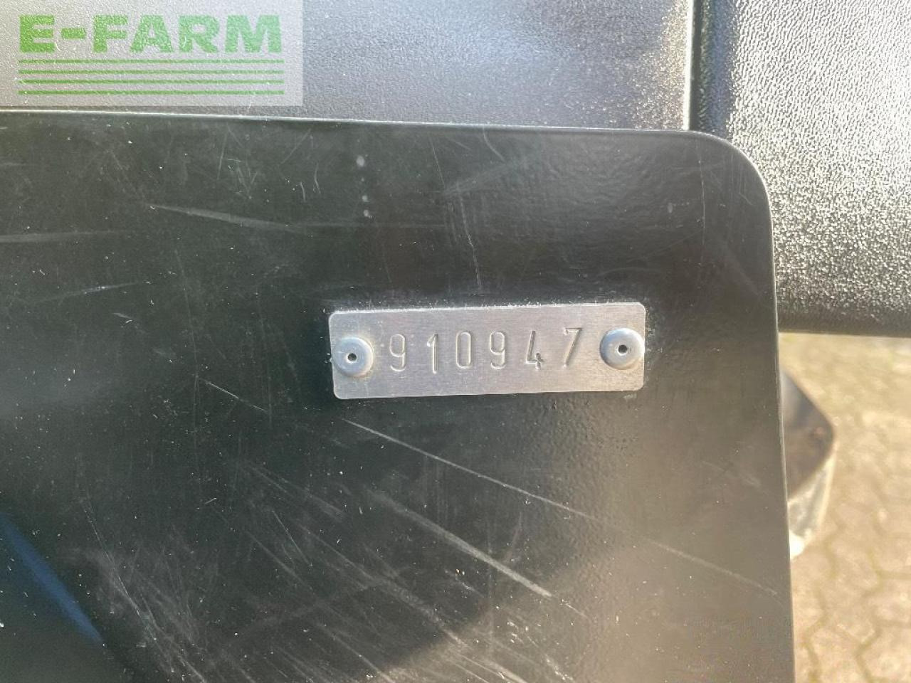 Tracteur agricole CLAAS arion 550 cmatic CMATIC