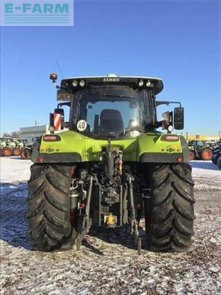 Tracteur agricole CLAAS arion 550 cmatic CMATIC