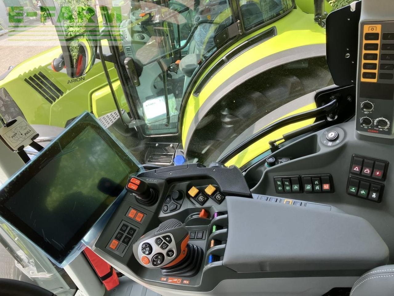 Tracteur agricole CLAAS arion 550 cmatic cebis CMATIC CEBIS