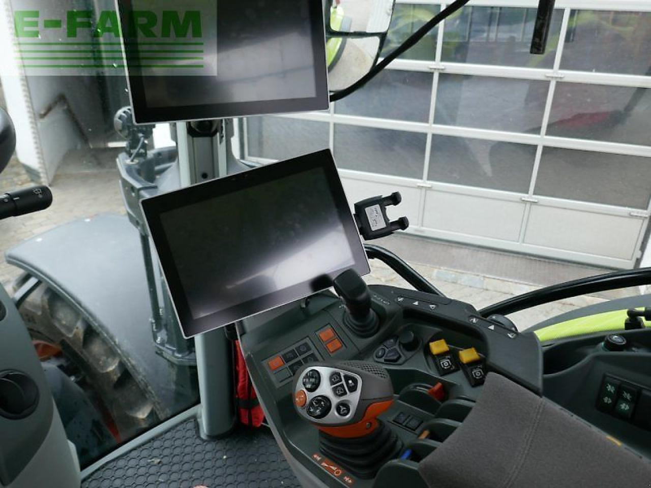 Tracteur agricole CLAAS arion 550 cmatic cebis CMATIC CEBIS