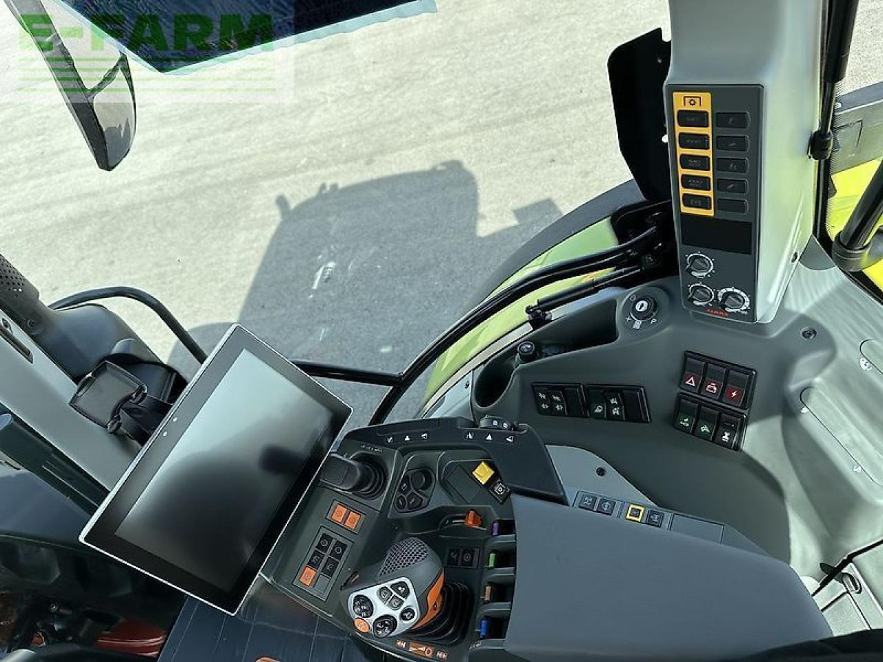 Tracteur agricole CLAAS arion 550 cmatic cebis CMATIC CEBIS