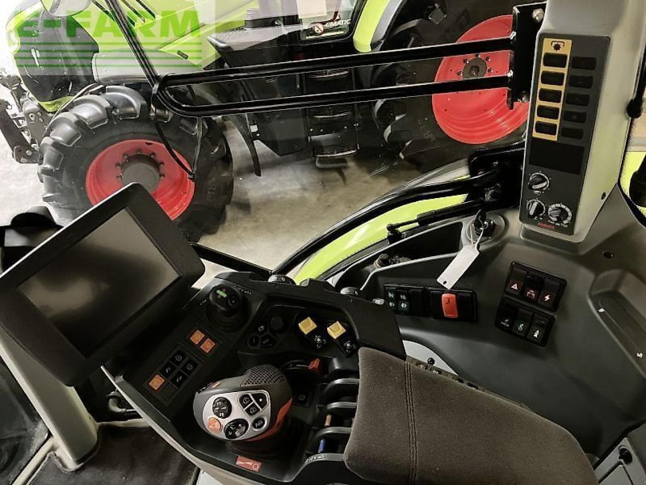 Tracteur agricole CLAAS arion 550 cmatic rtk CMATIC