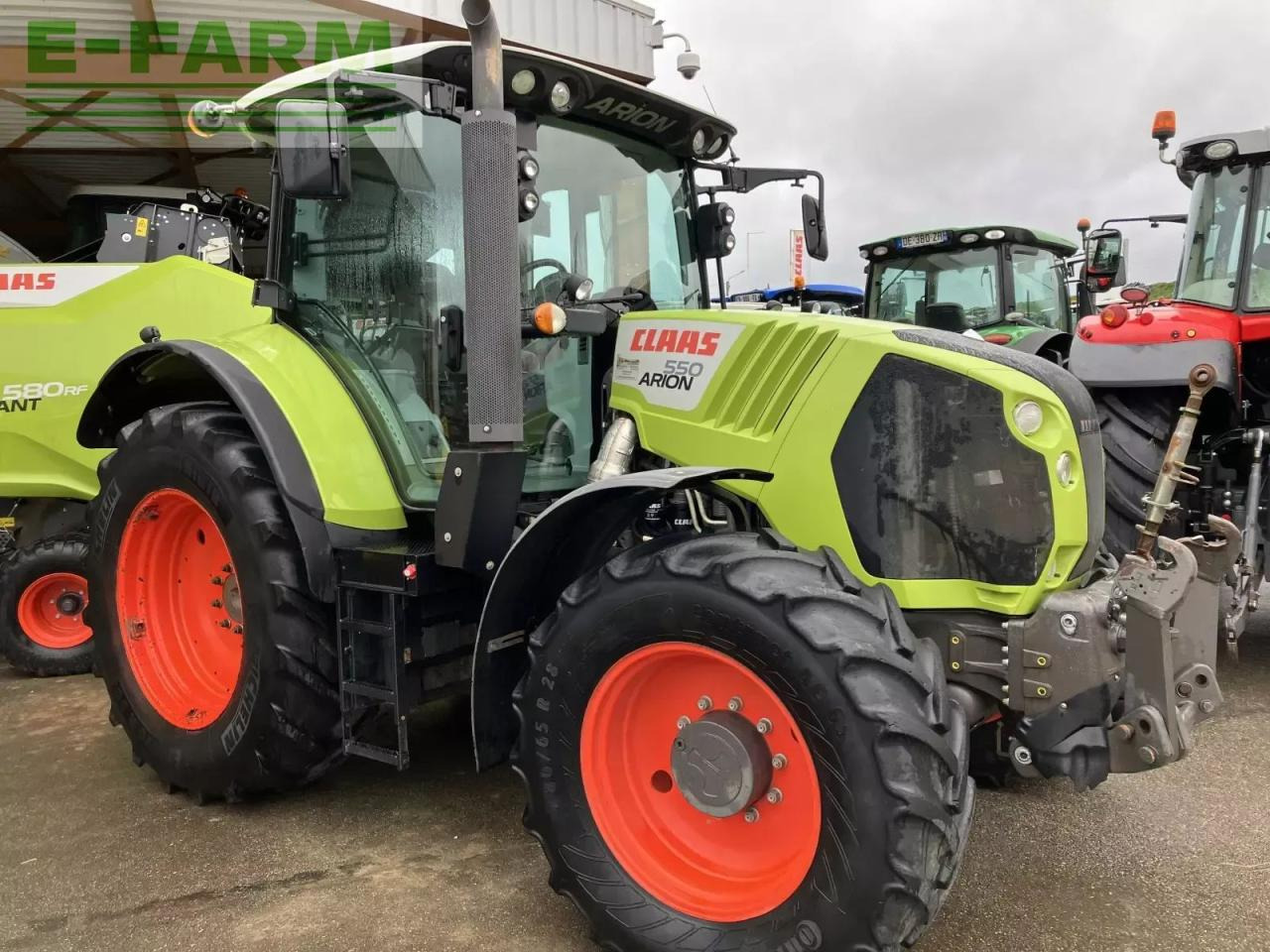 Tracteur agricole CLAAS arion 550 t4i cis CIS