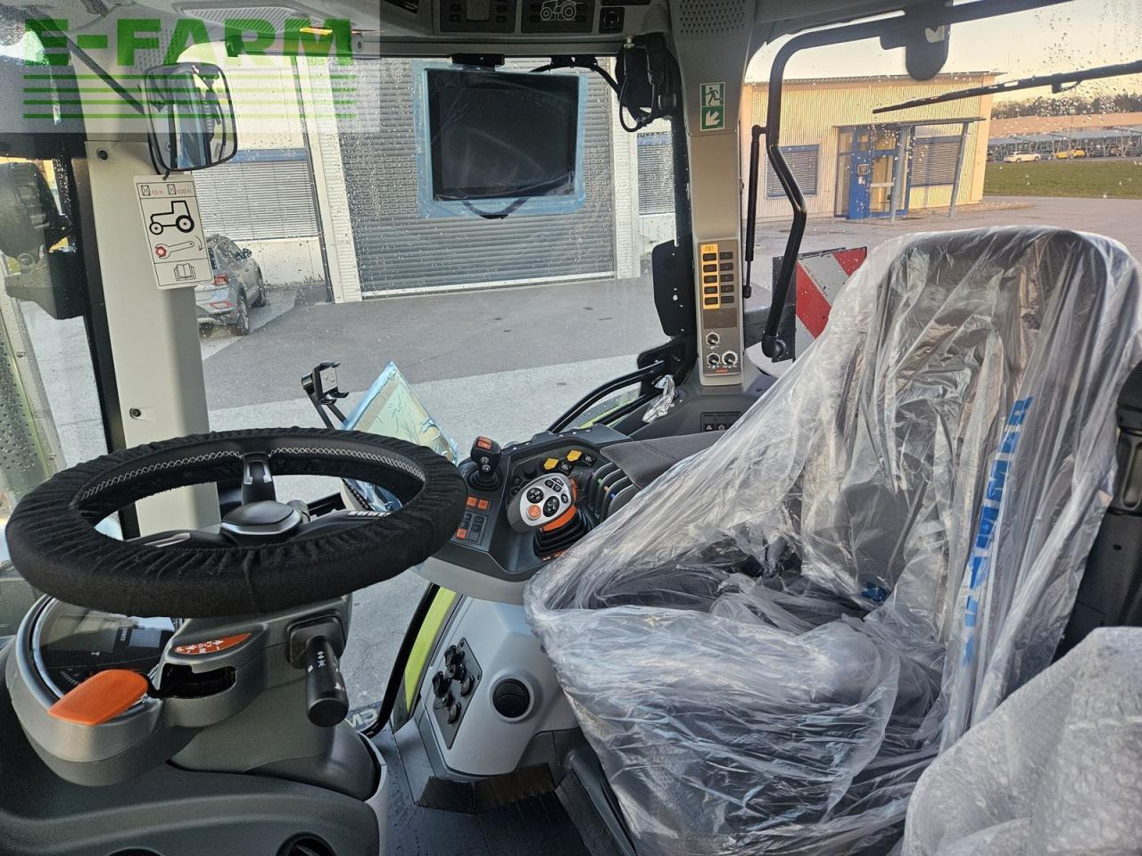 Tracteur agricole CLAAS arion 570 cmatic cebis