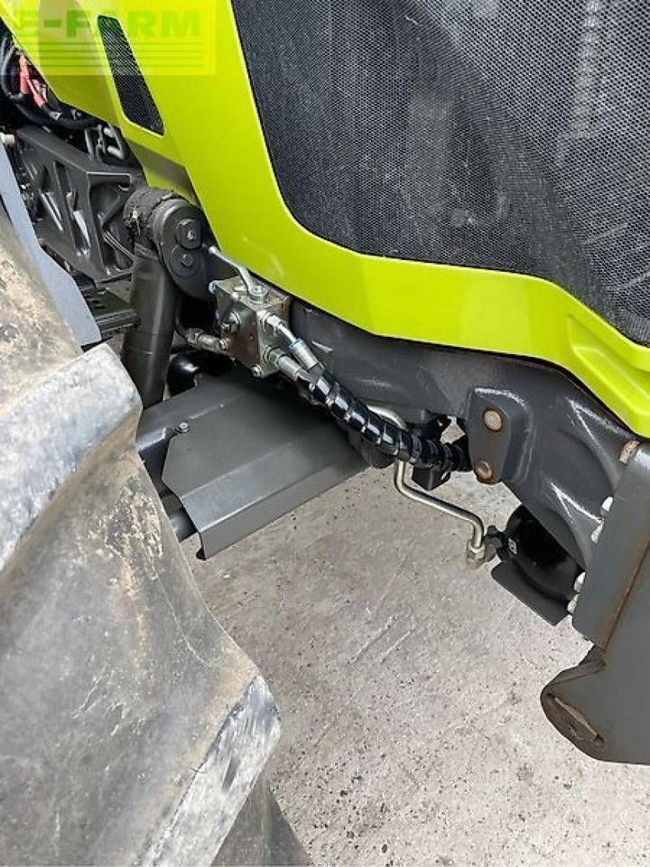 Tracteur agricole CLAAS arion 610