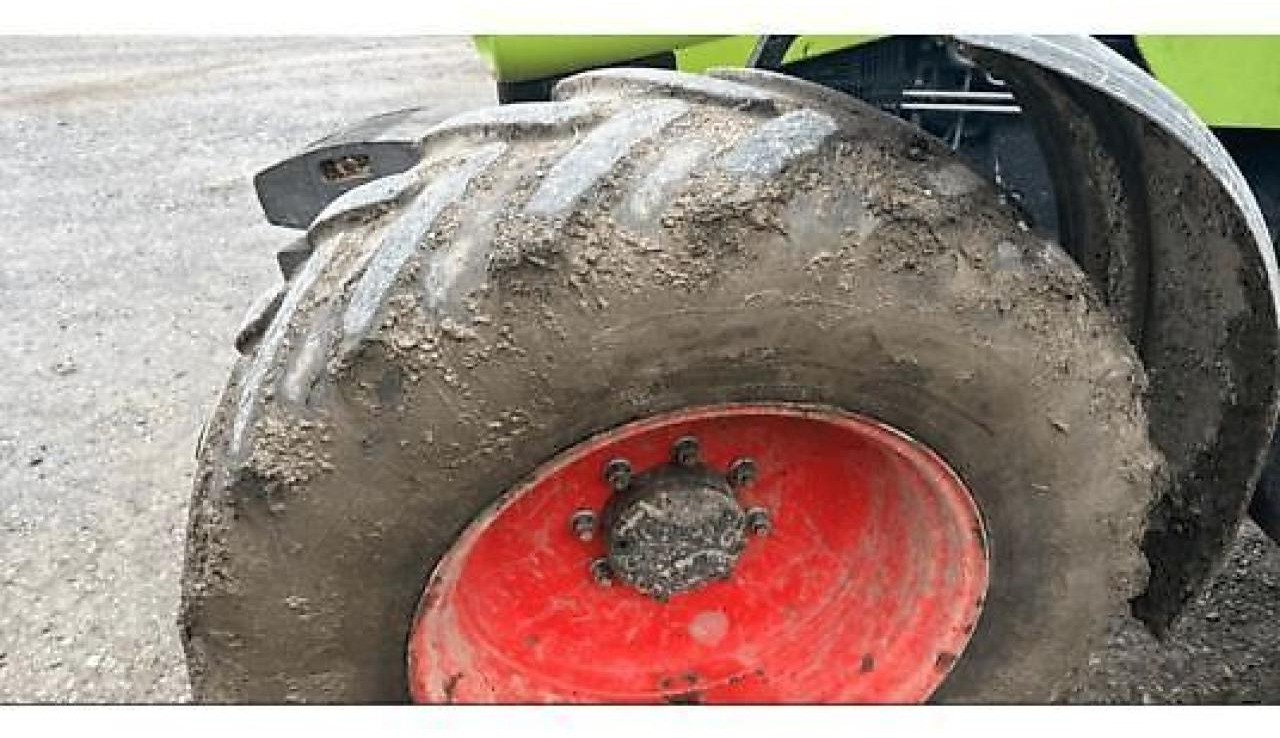 Tracteur agricole CLAAS arion 610