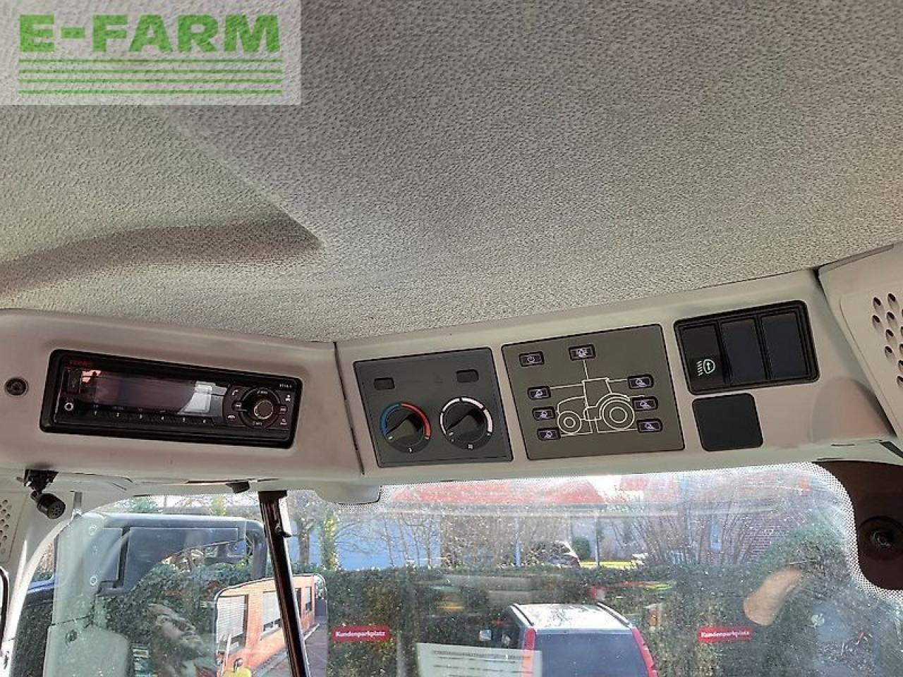 Tracteur agricole CLAAS arion 610