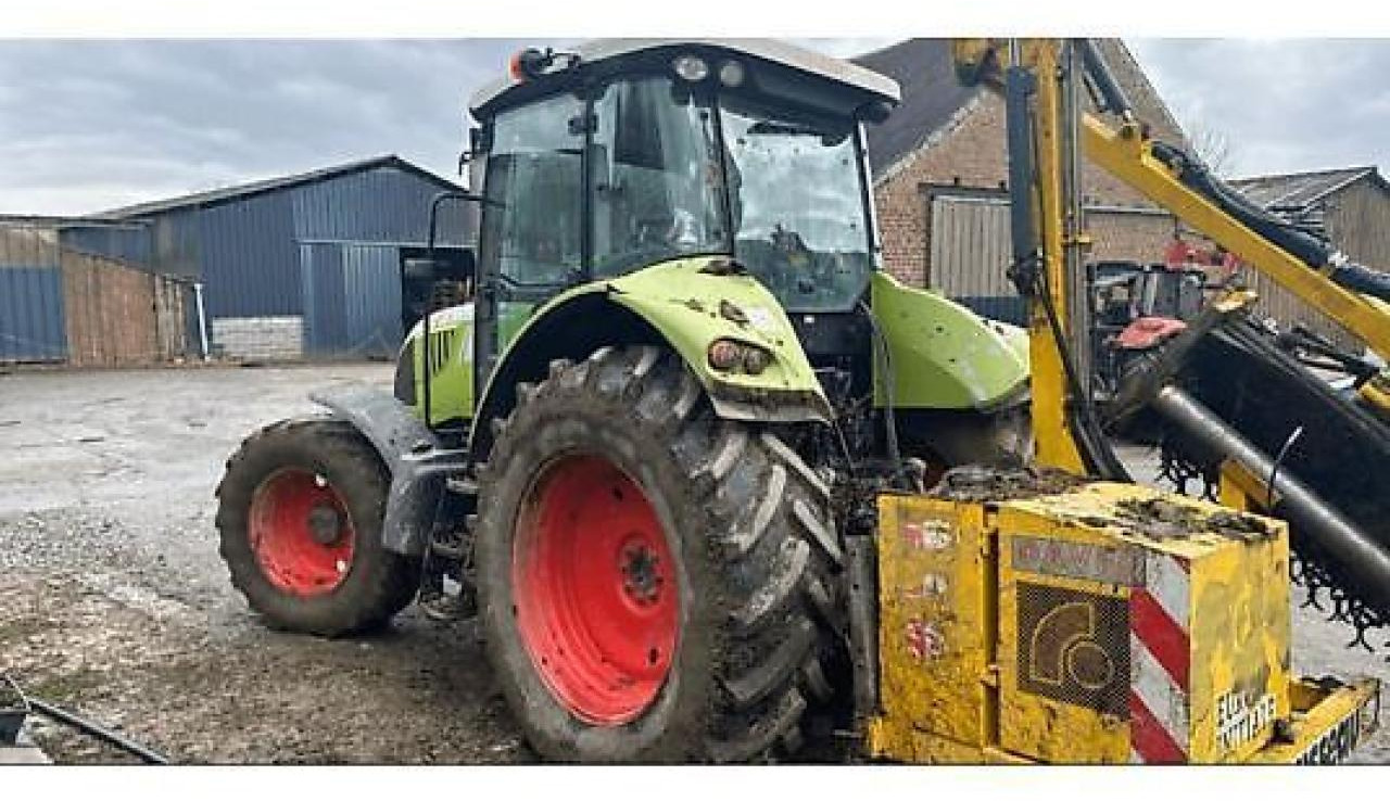 Tracteur agricole CLAAS arion 610