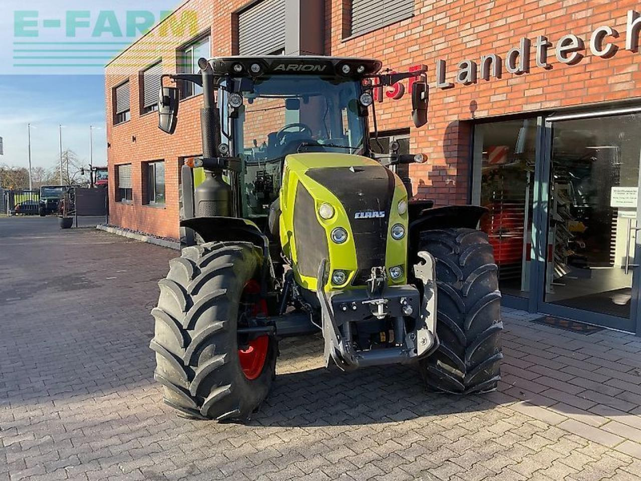 Tracteur agricole CLAAS arion 610