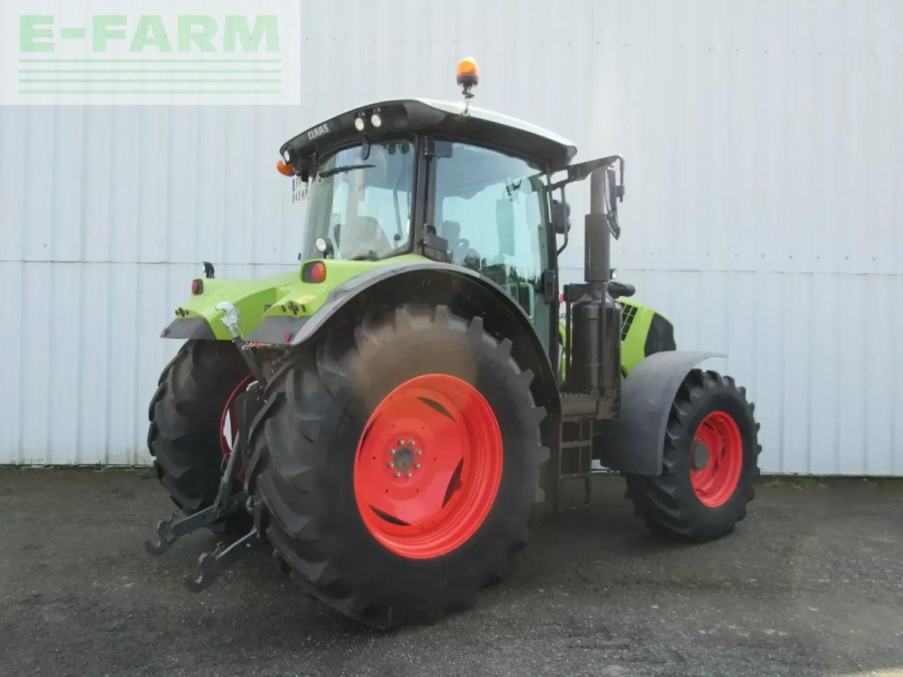Tracteur agricole CLAAS arion 610 advance