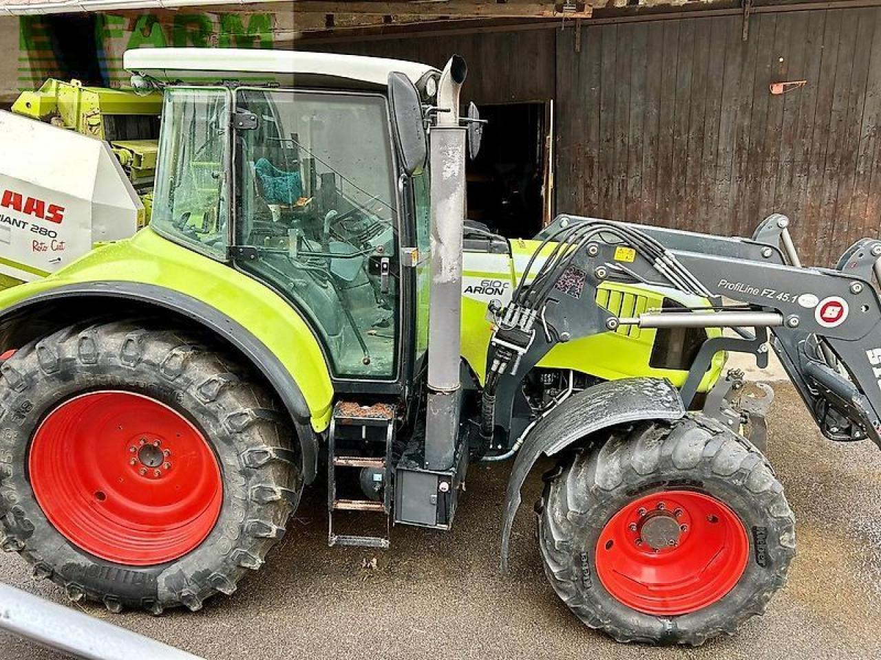 Tracteur agricole CLAAS arion 610 c