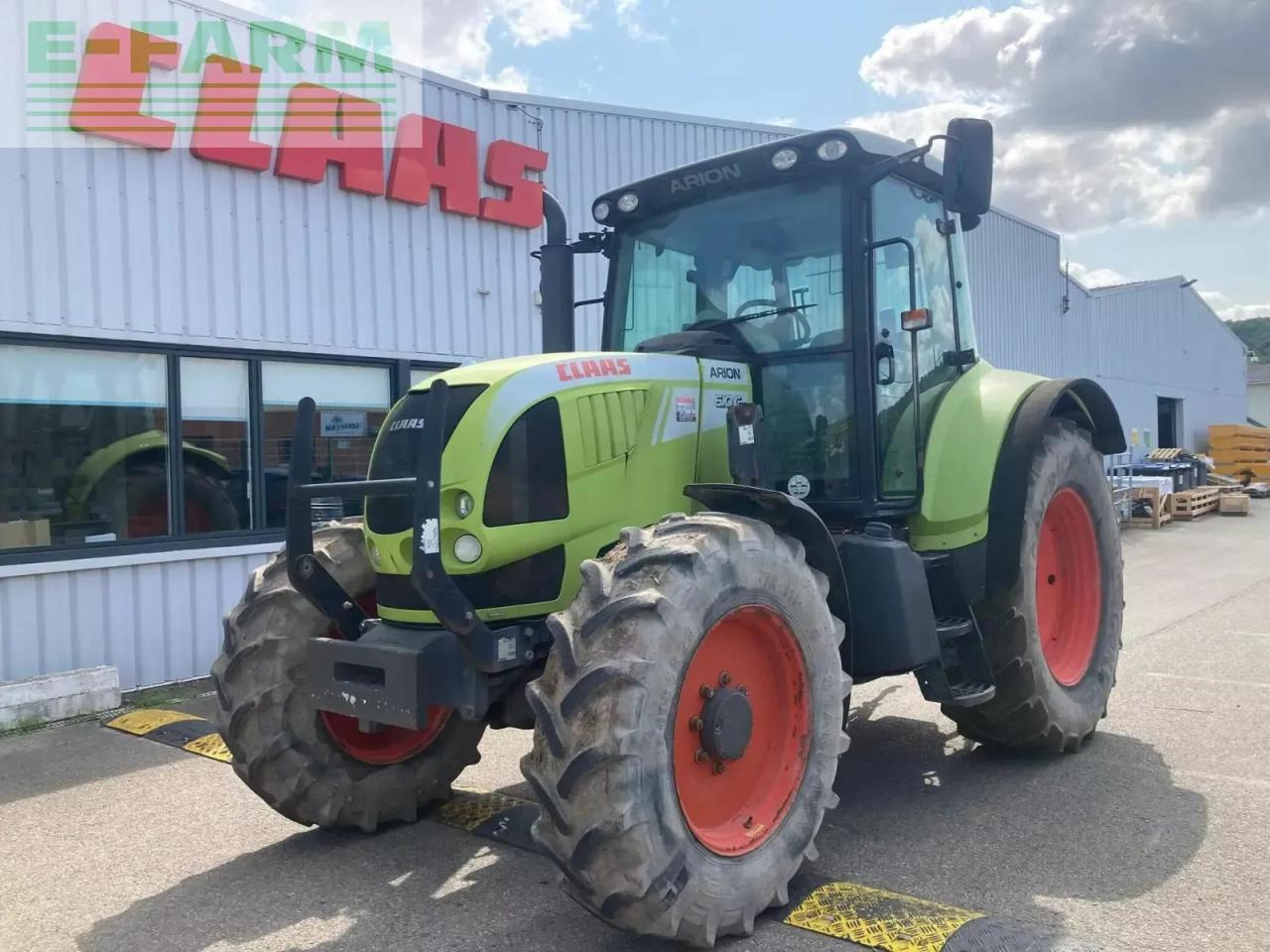 Tracteur agricole CLAAS arion 610 c intensive