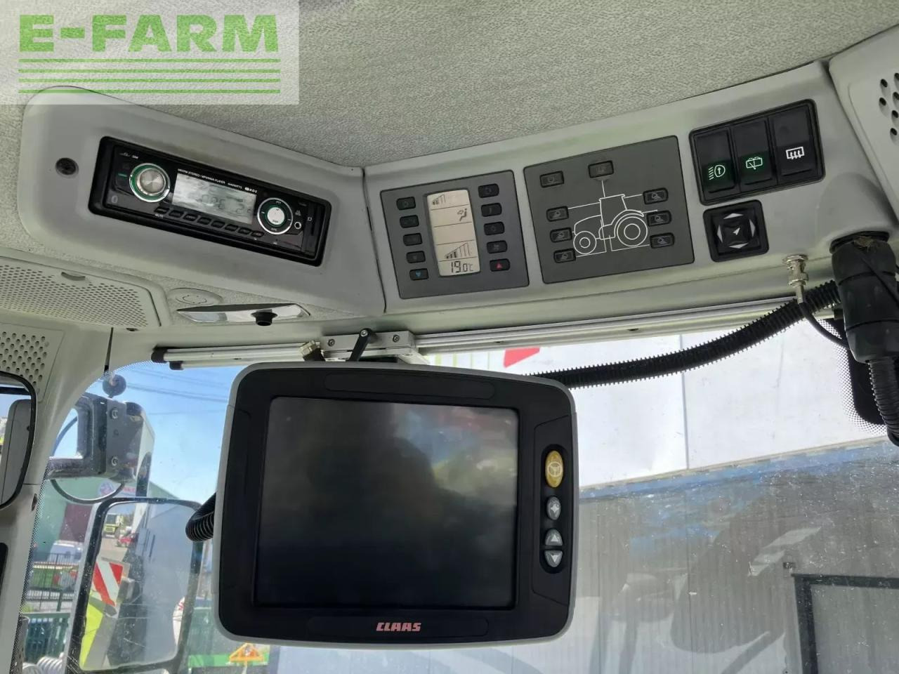 Tracteur agricole CLAAS arion 610 c-matic + s10