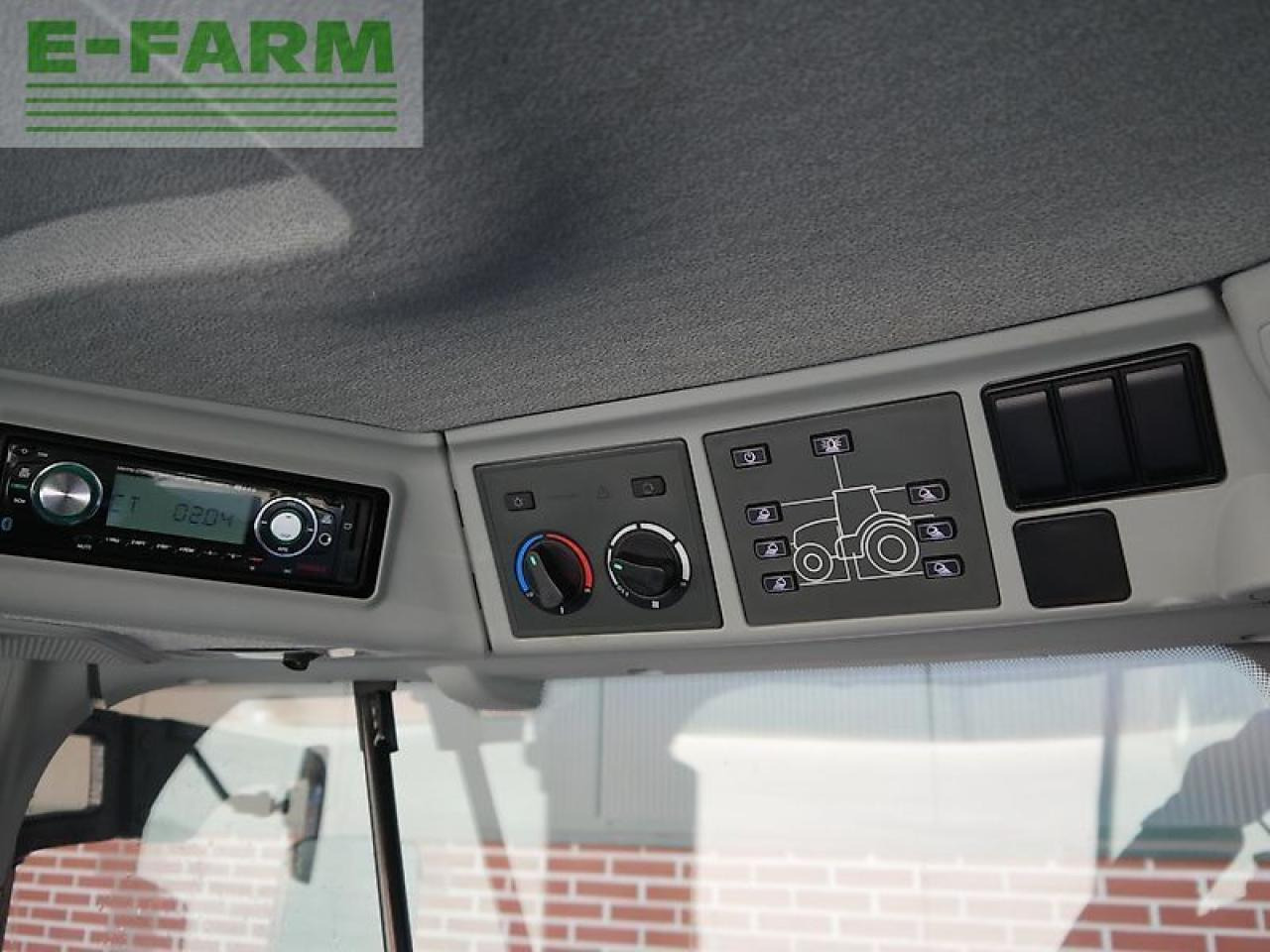 Tracteur agricole CLAAS arion 610 cis