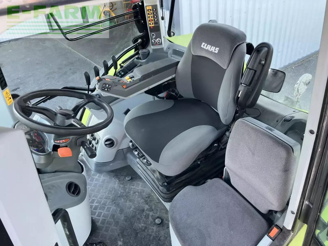 Tracteur agricole CLAAS arion 610 cis + pdf av CIS