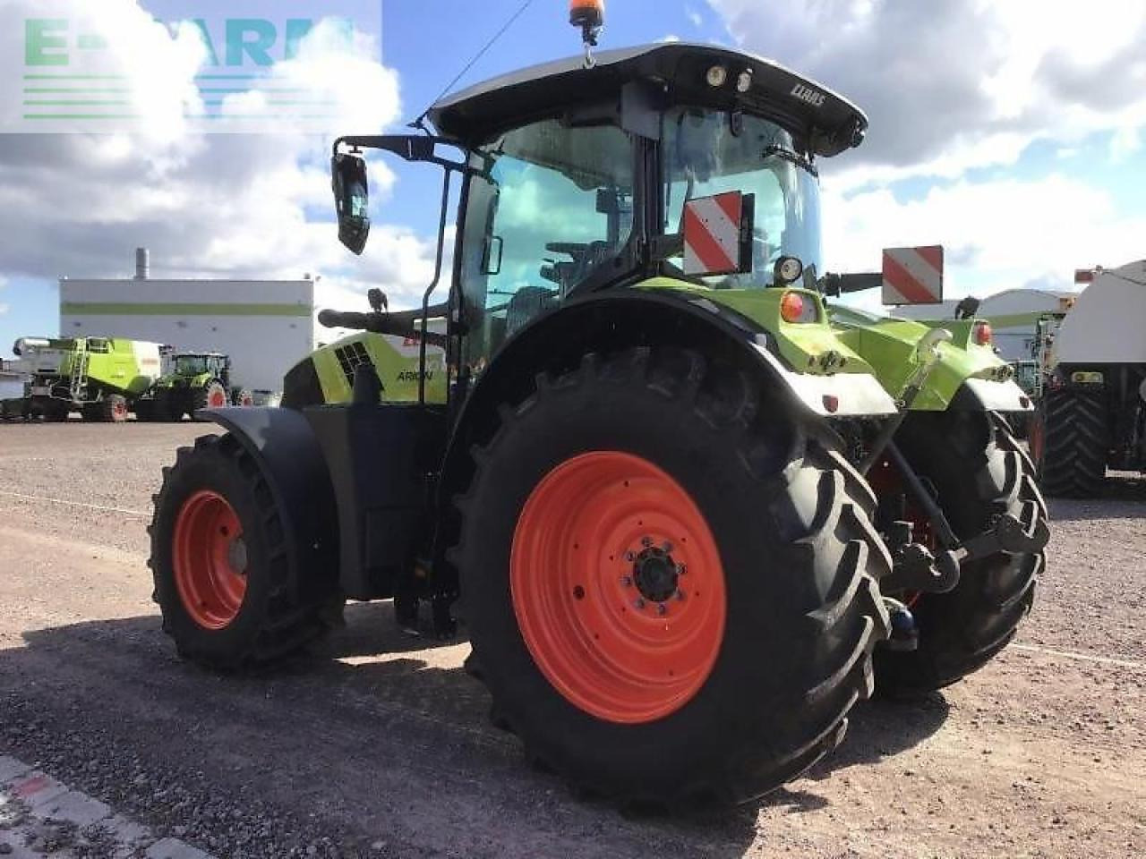 Tracteur agricole CLAAS arion 610 hexashift