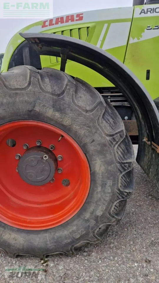 Tracteur agricole CLAAS arion 620