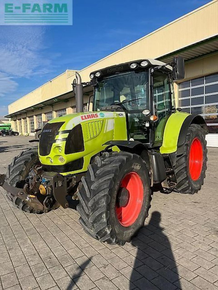 Tracteur agricole CLAAS arion 620