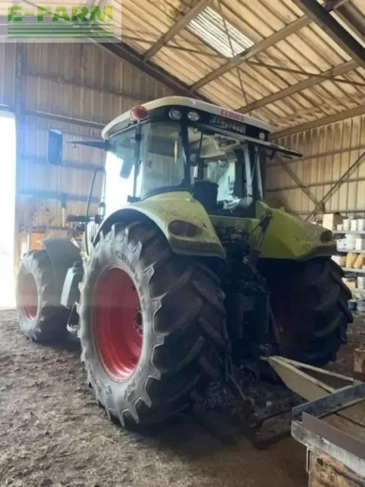 Tracteur agricole CLAAS arion 620