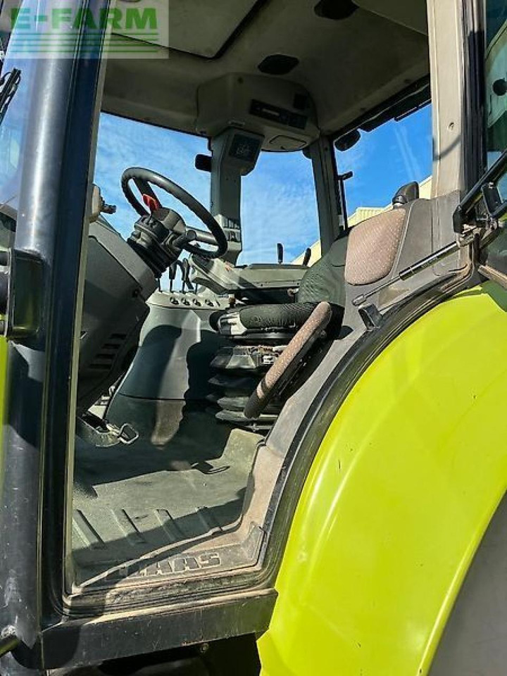 Tracteur agricole CLAAS arion 620