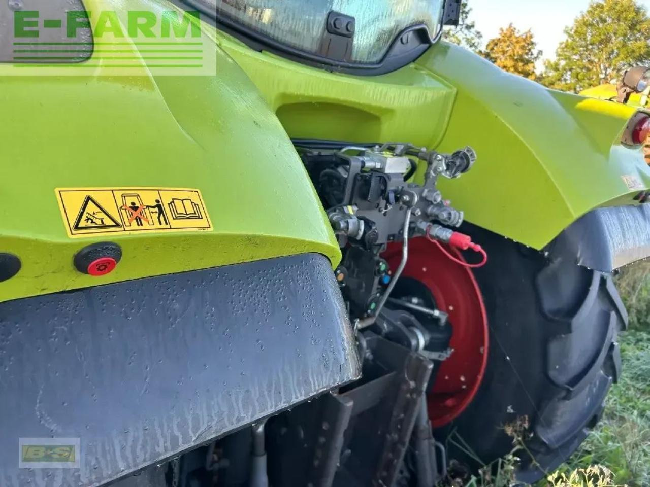 Tracteur agricole CLAAS arion 620