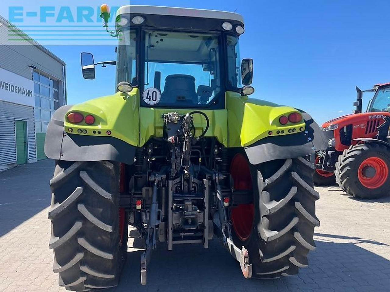 Tracteur agricole CLAAS arion 620