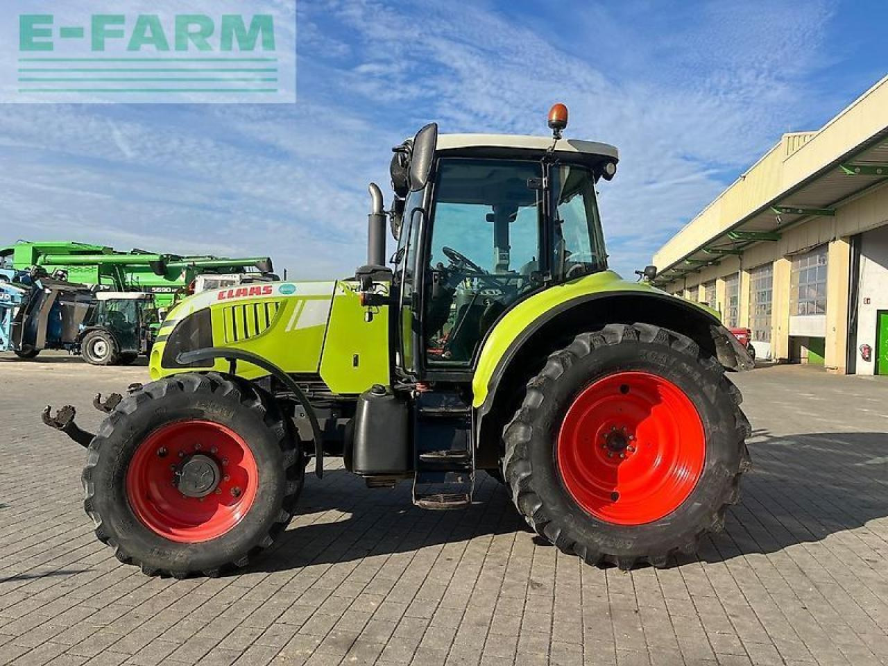 Tracteur agricole CLAAS arion 620