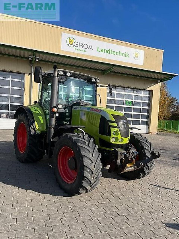 Tracteur agricole CLAAS arion 620