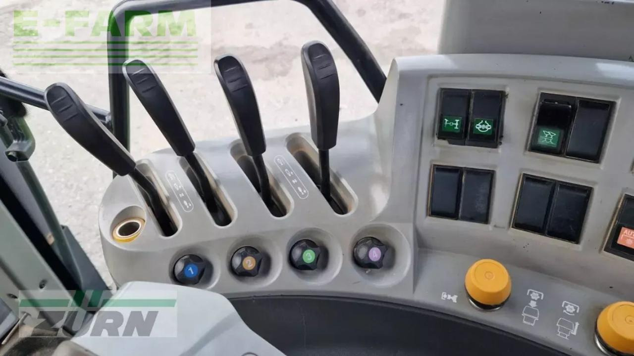 Tracteur agricole CLAAS arion 620