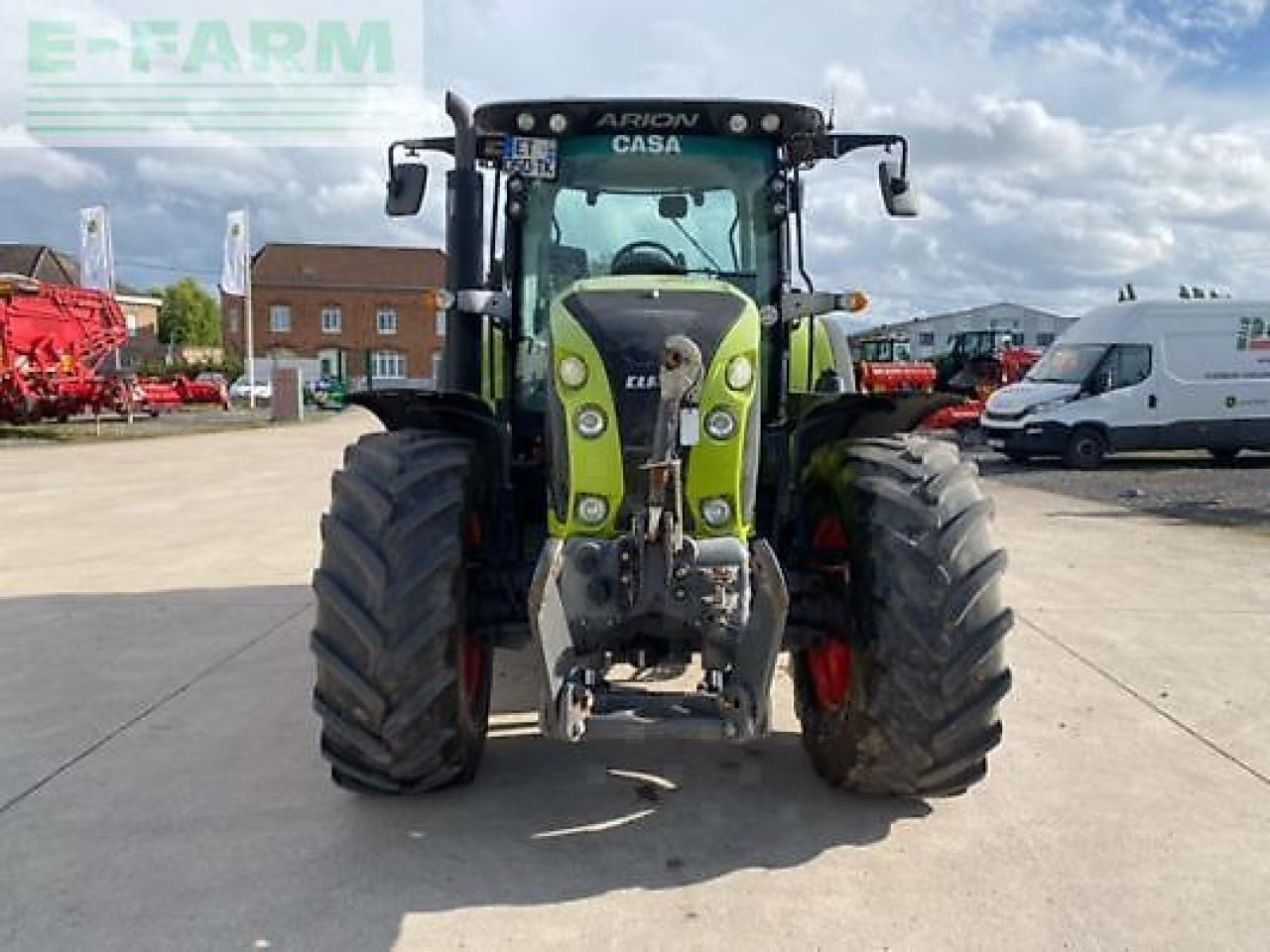 Tracteur agricole CLAAS arion 620 cebis