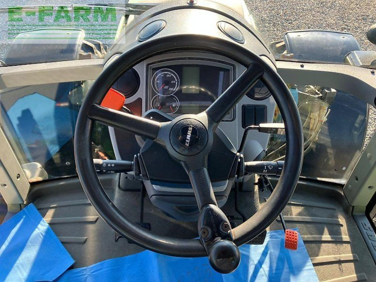 Tracteur agricole CLAAS arion 620 cebis CEBIS