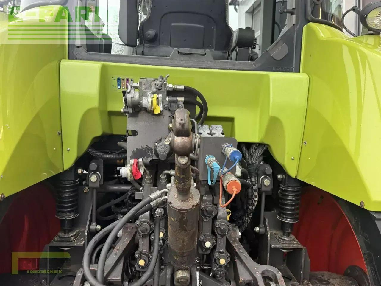 Tracteur agricole CLAAS arion 620 cebis a19 mx t414