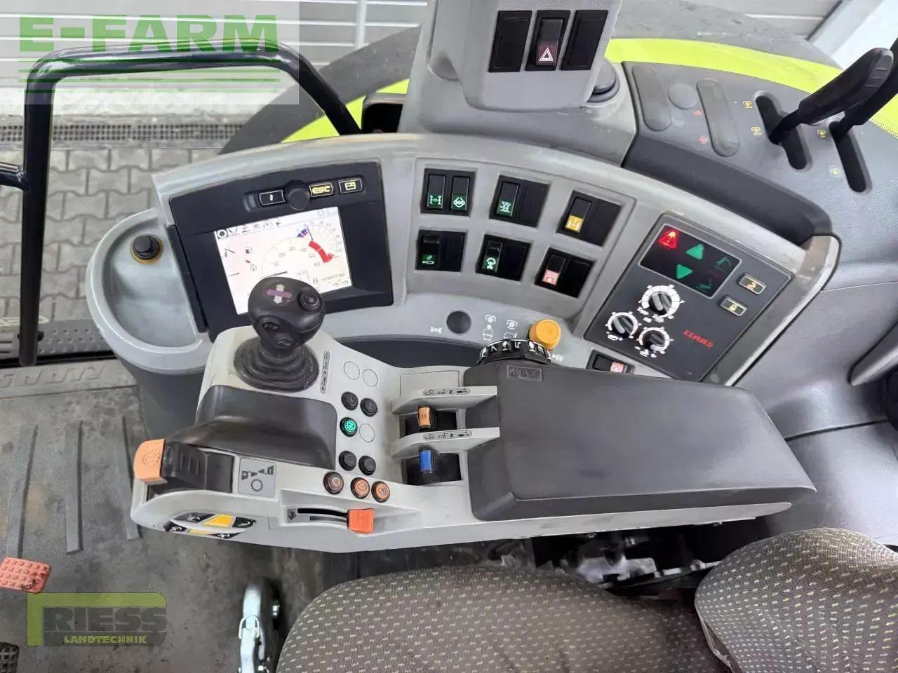 Tracteur agricole CLAAS arion 620 cebis a19 mx t414