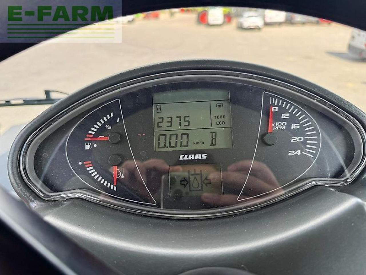 Tracteur agricole CLAAS arion 620 cebis hexa-shift