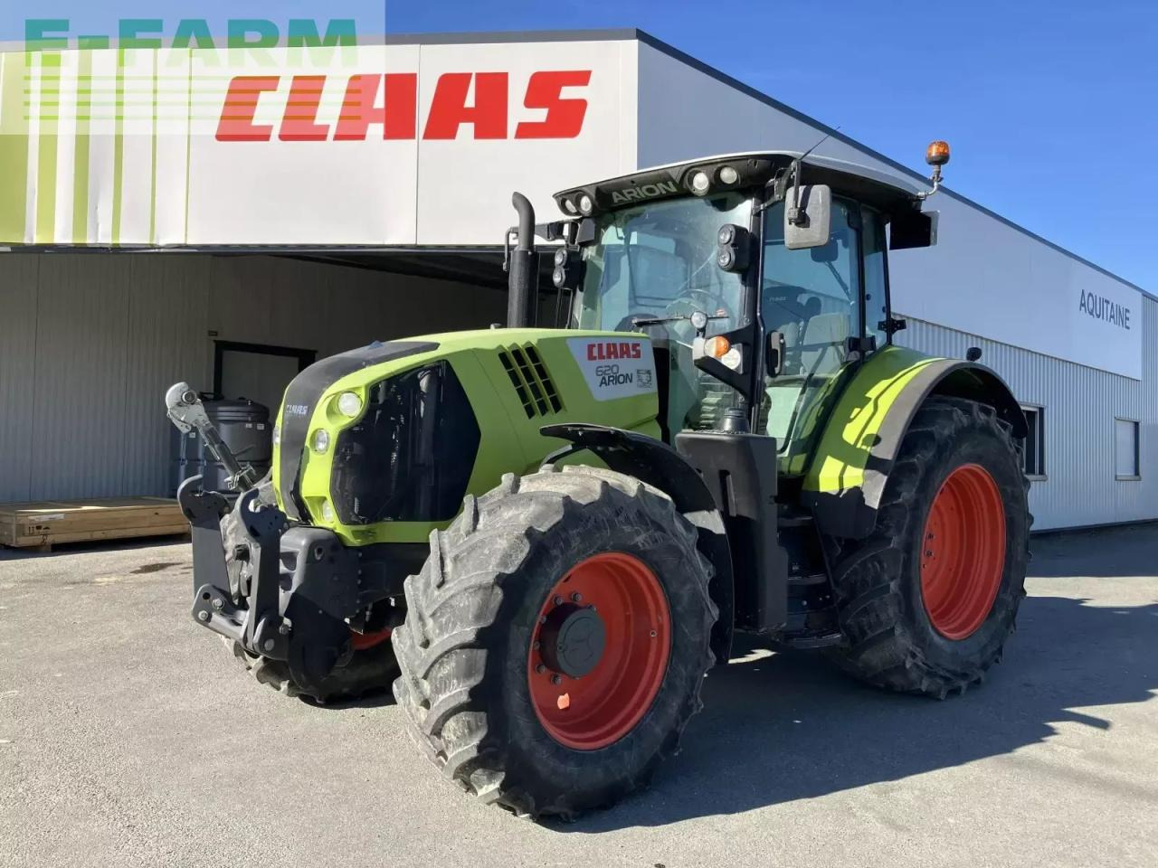 Tracteur agricole CLAAS arion 620 cis CIS