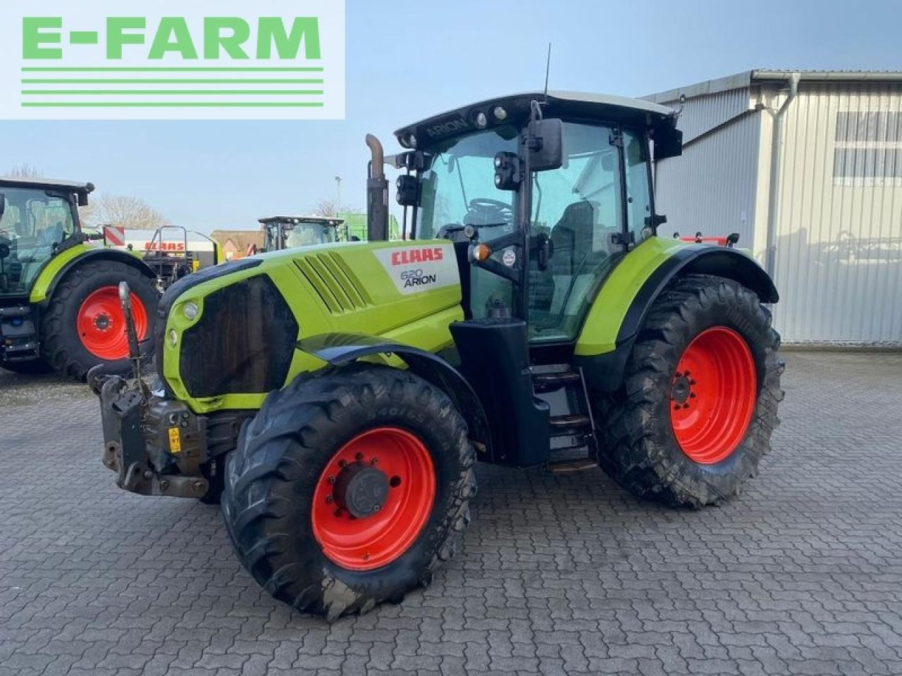 Tracteur agricole CLAAS arion 620 cmatic
