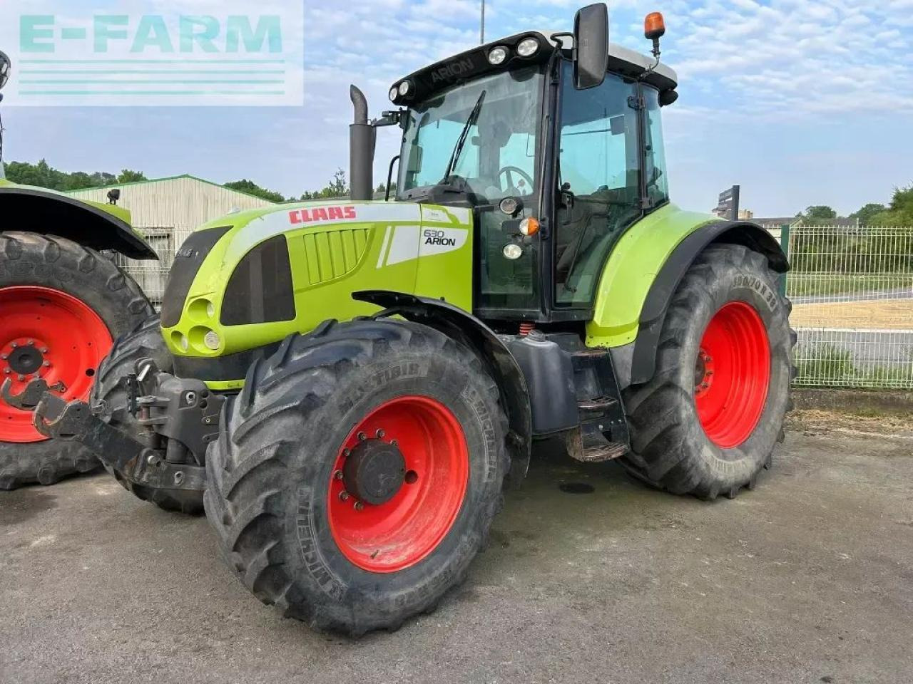 Tracteur agricole CLAAS arion 630