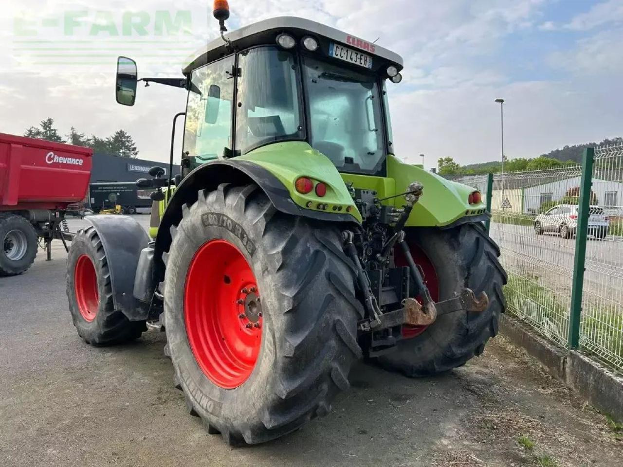 Tracteur agricole CLAAS arion 630