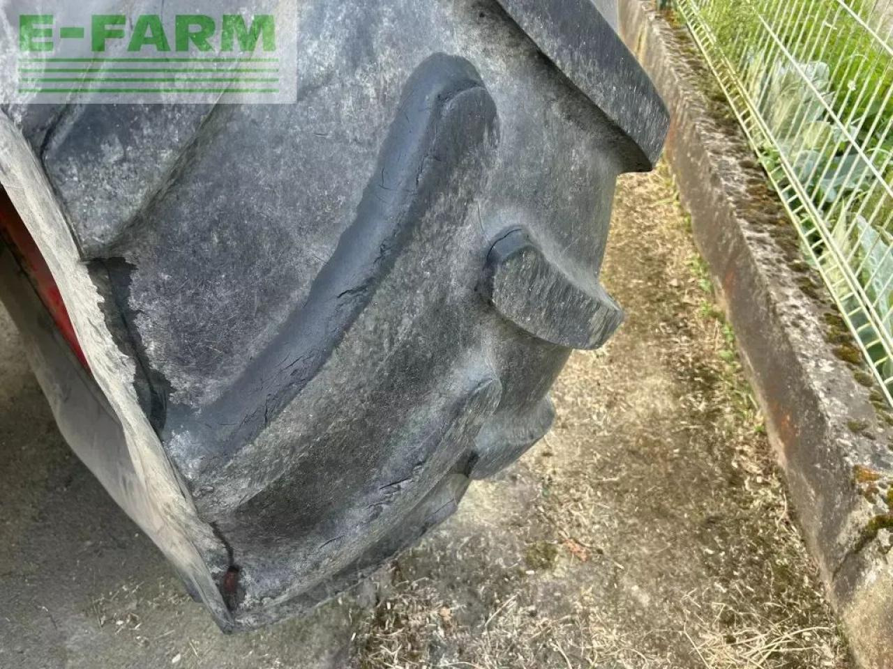 Tracteur agricole CLAAS arion 630