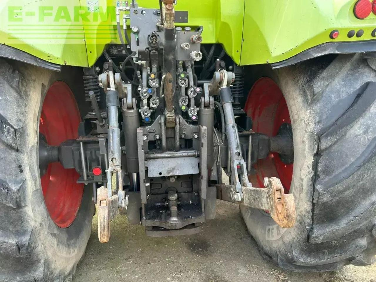 Tracteur agricole CLAAS arion 630
