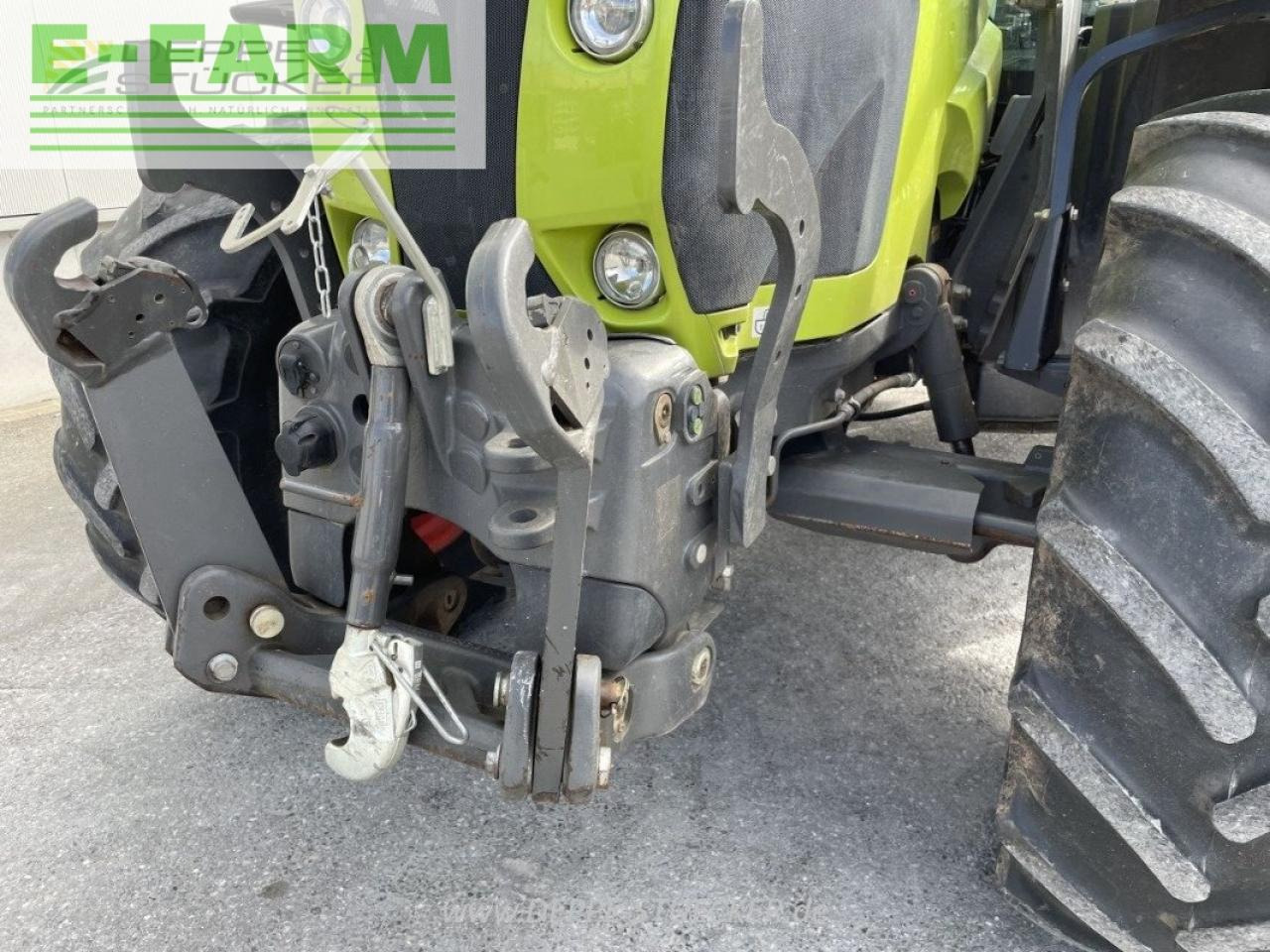 Tracteur agricole CLAAS arion 630