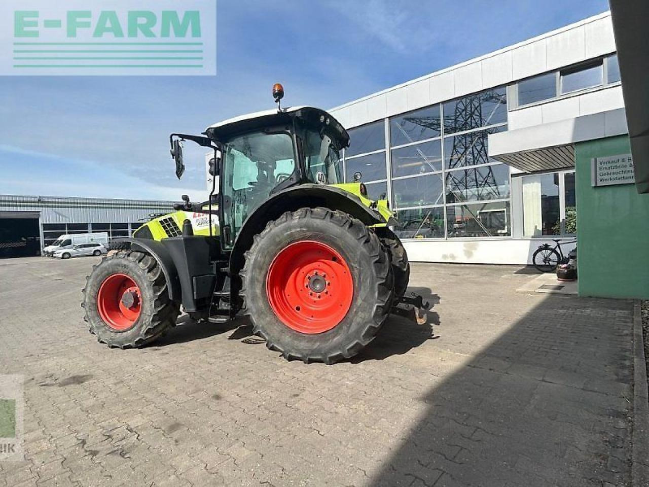 Tracteur agricole CLAAS arion 630