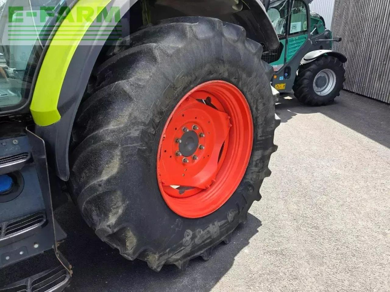 Tracteur agricole CLAAS arion 630 cebis CEBIS