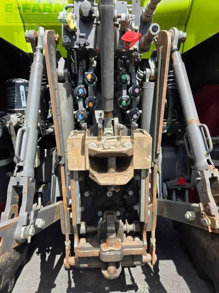 Tracteur agricole CLAAS arion 630 cebis CEBIS